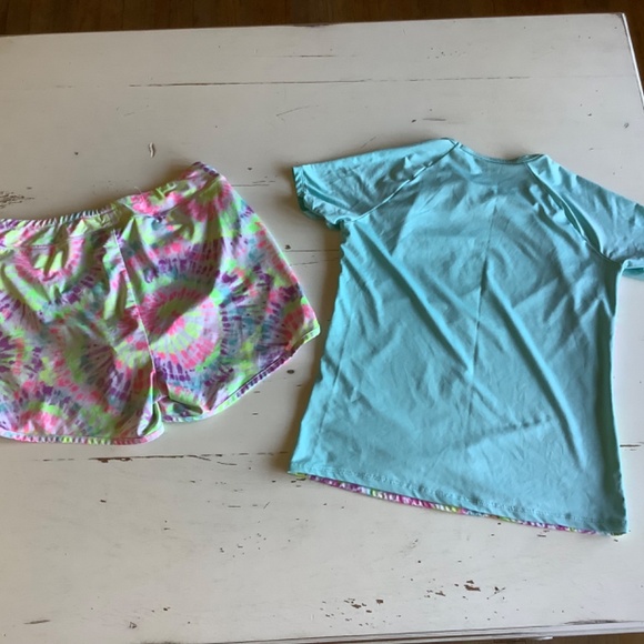 Bundle of 2 Girl’s Land’s End colorburst + tie dyed swimsuits swim wear XL 14 16 - Picture 9 of 11